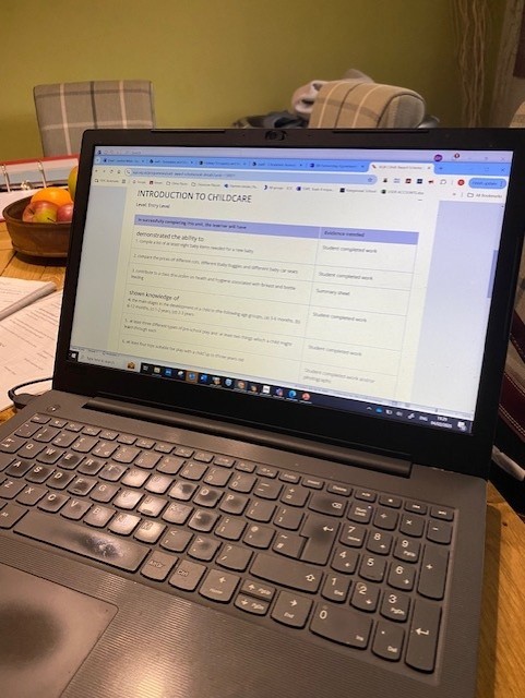 Online Bespoke Learning 1